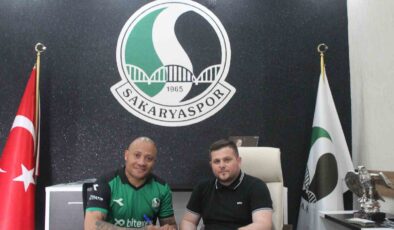 Sakaryaspor, Dino Ndlovu’yu kadrosuna kattı