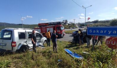Sakarya’da duble yolda kaza: 7 yaralı