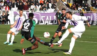 Sakaryaspor, deplasmandan 3 gol ve 3 puanla dönüyor