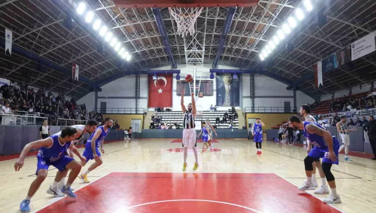 Sakarya Büyükşehir Basket Etimetsgut’u ağırlıyor