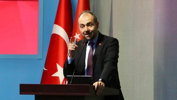 Ömer Ayhan, SP Sakarya Büyükşehir Adayı oldu