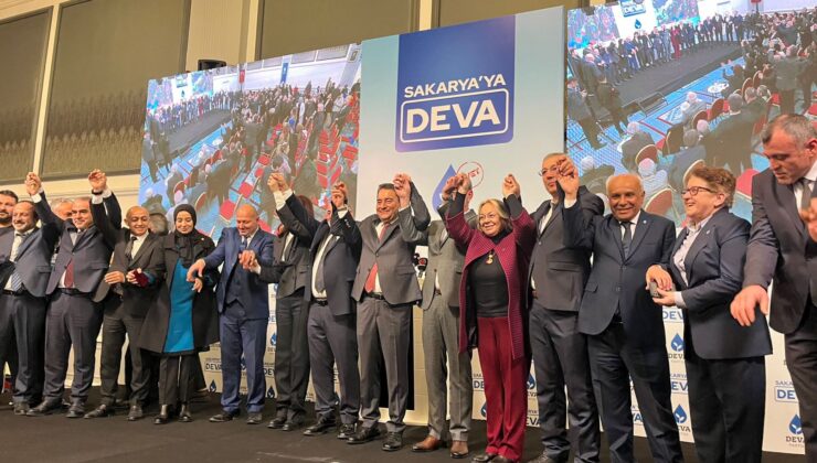 Ali Babacan, Sakarya’da DEVA’nın başkan adaylarını açıkladı