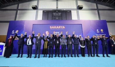 Cumhur İttifakı Sakarya adayları Atatürk Spor Salonu’nda tanıtıldı