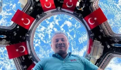 Türkiye’nin ilk astronotu Alper Gezeravcı, dünyaya döndü