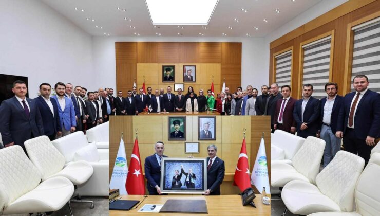 Başkan Alemdar, AK Parti İl Başkanı Tever ve yönetimini ağırladı
