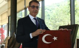 Şehit topraklarından Türk bayrağına dokunaklı dönüşüm